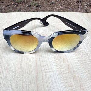 ALEXANDER MCQUEEN Sunglasses BRAND NEW with case, round frames & mirrored lenses